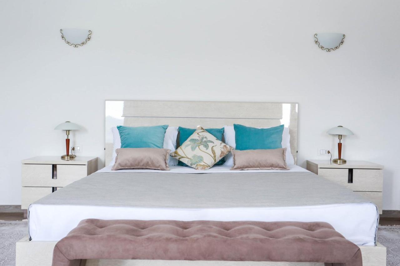 Villa Semiramis Тиват Екстериор снимка