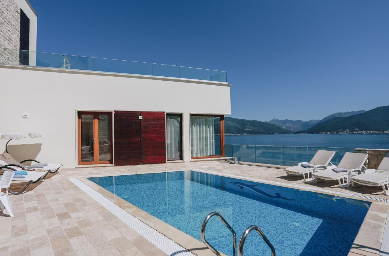 Villa Semiramis Тиват Екстериор снимка