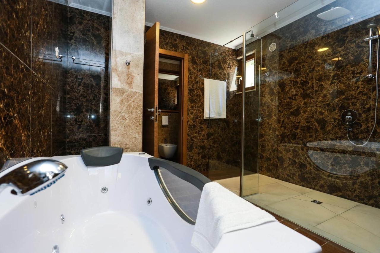 Villa Semiramis Тиват Екстериор снимка