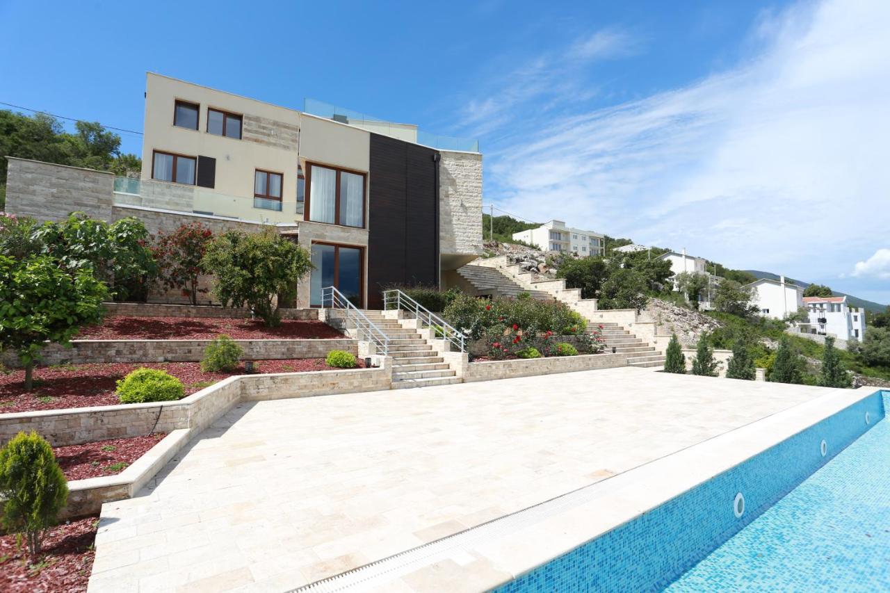 Villa Semiramis Тиват Екстериор снимка