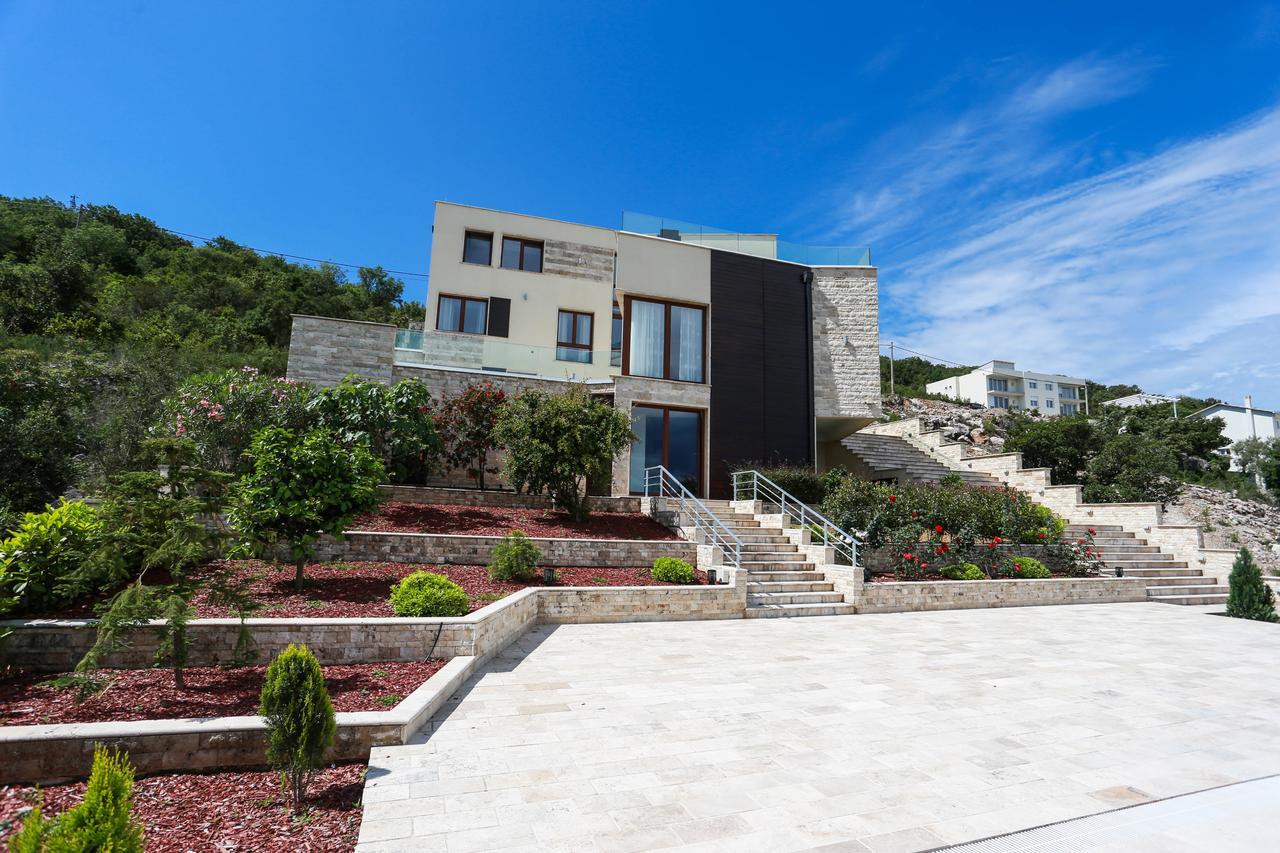 Villa Semiramis Тиват Екстериор снимка