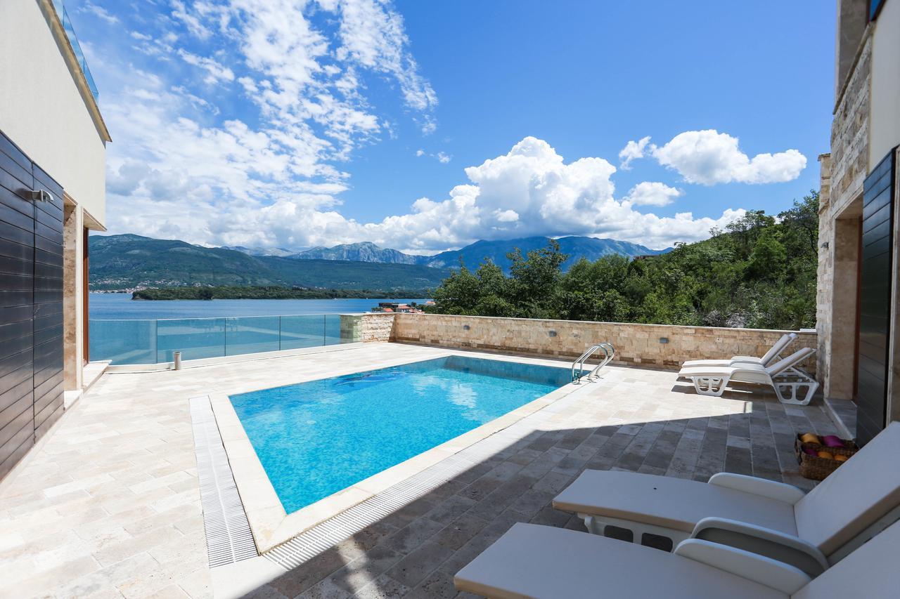 Villa Semiramis Тиват Екстериор снимка