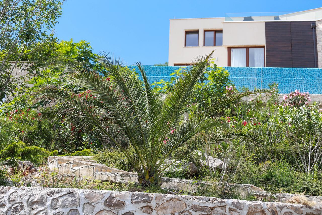 Villa Semiramis Тиват Екстериор снимка